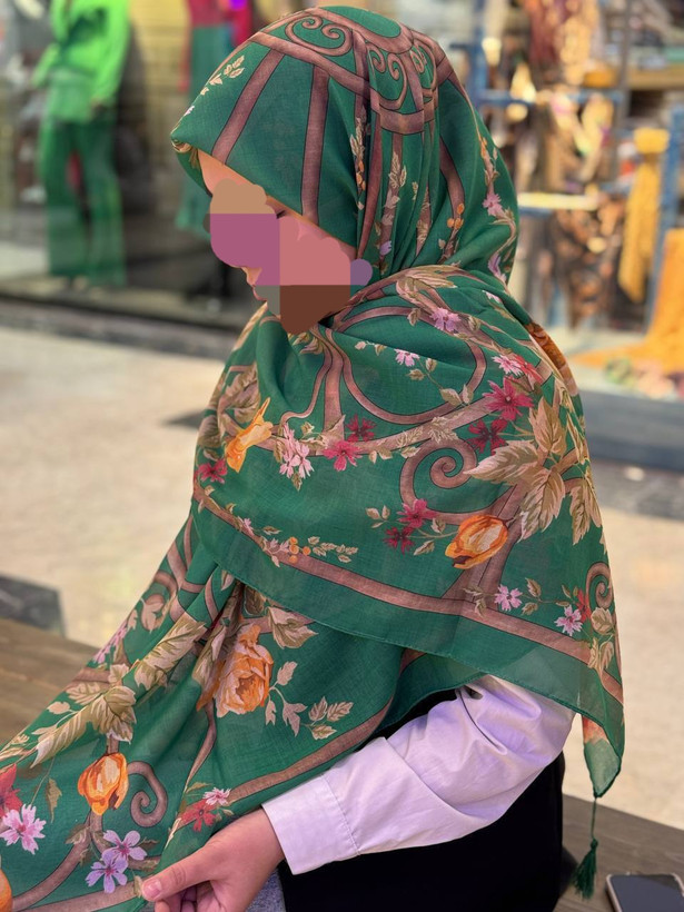 روسری قواره ۱۳۰ برند زیبای mila schon