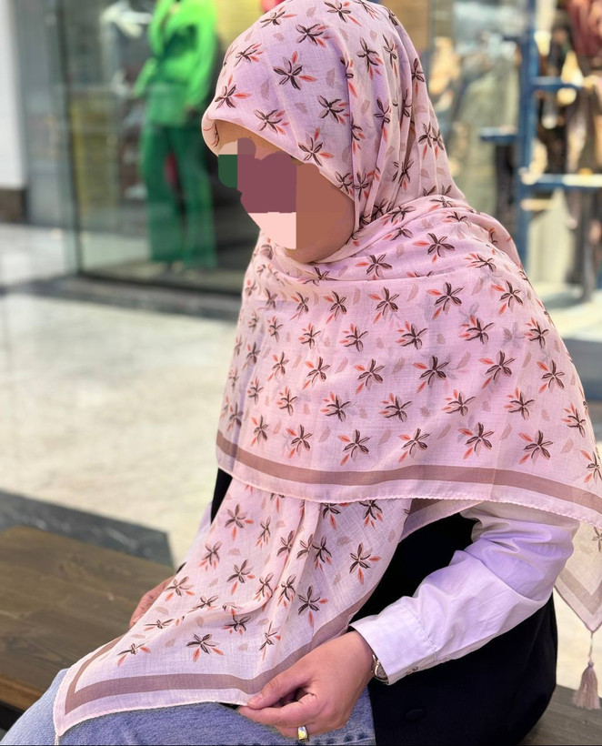 روسری قواره ۱۳۰ برند زیبای mila schon
