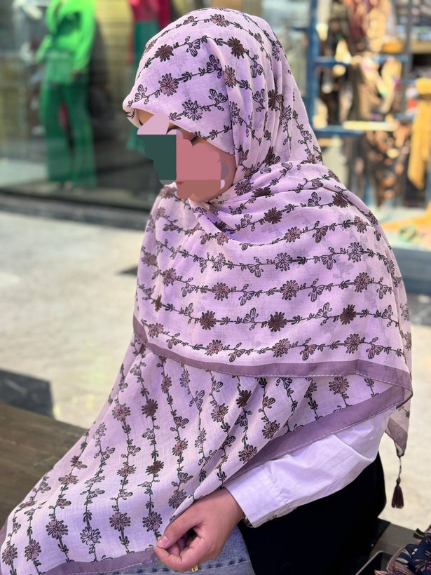 روسری قواره ۱۳۰ برند زیبای mila schon