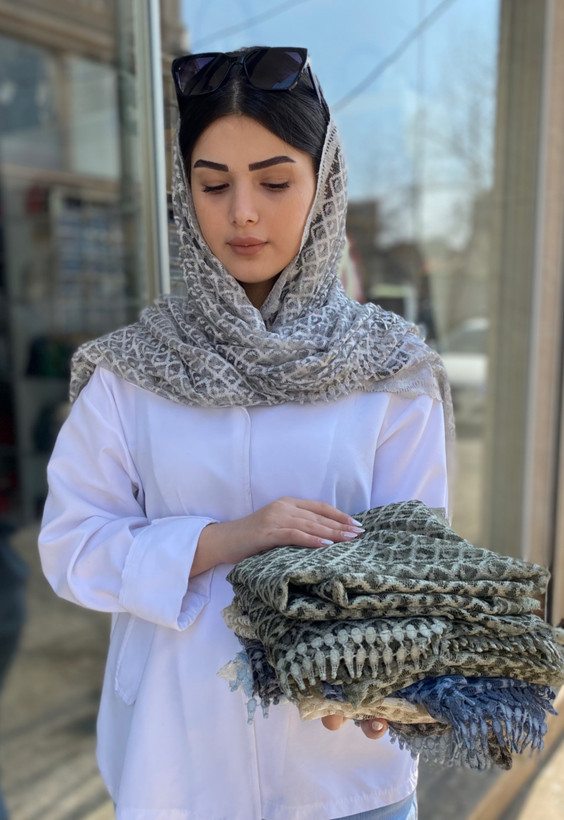 شال وارداتی تمام تور دور یکطرف موجی یکطرف اشکی