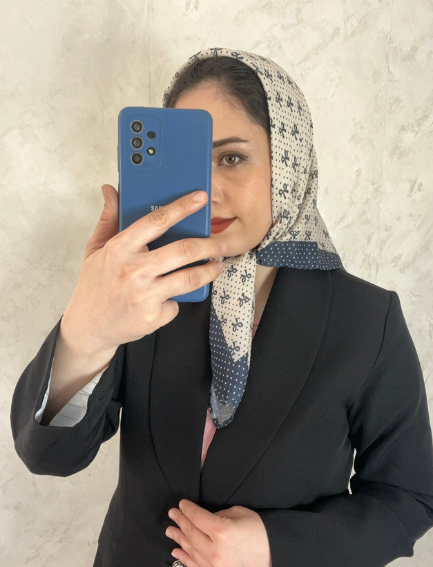 مینی اسکارف نخی طرح پاپیون قواره ۷۰