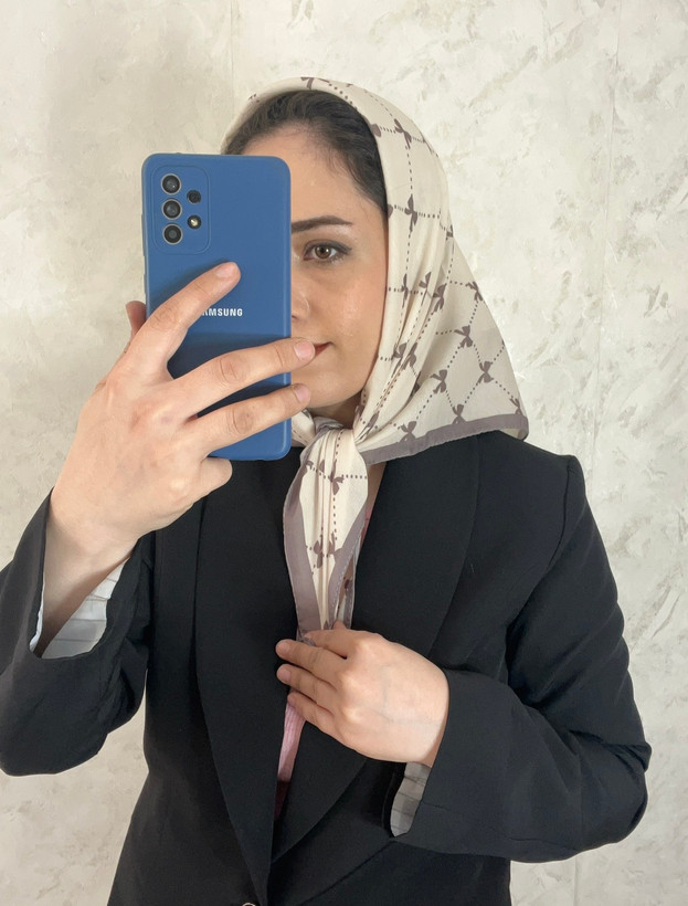 مینی اسکارف نخی طرح پاپیون قواره ۷۰