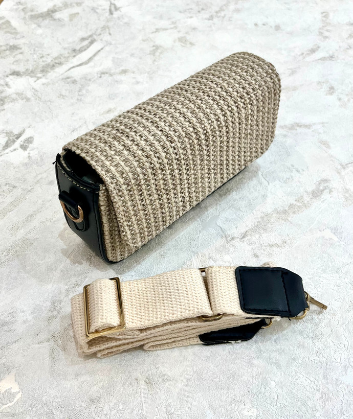 کیف پاسپورتی کنفی ترکیب کنف و چرم مشکی