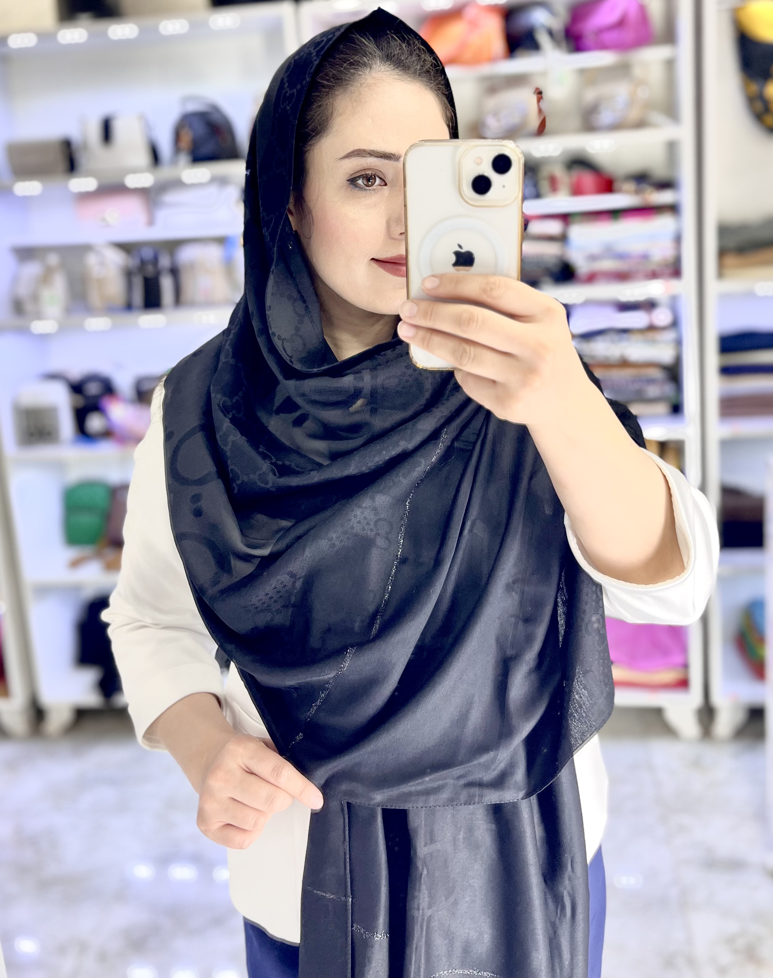 شال مجلسی طرح گوچی رنگ مشکی