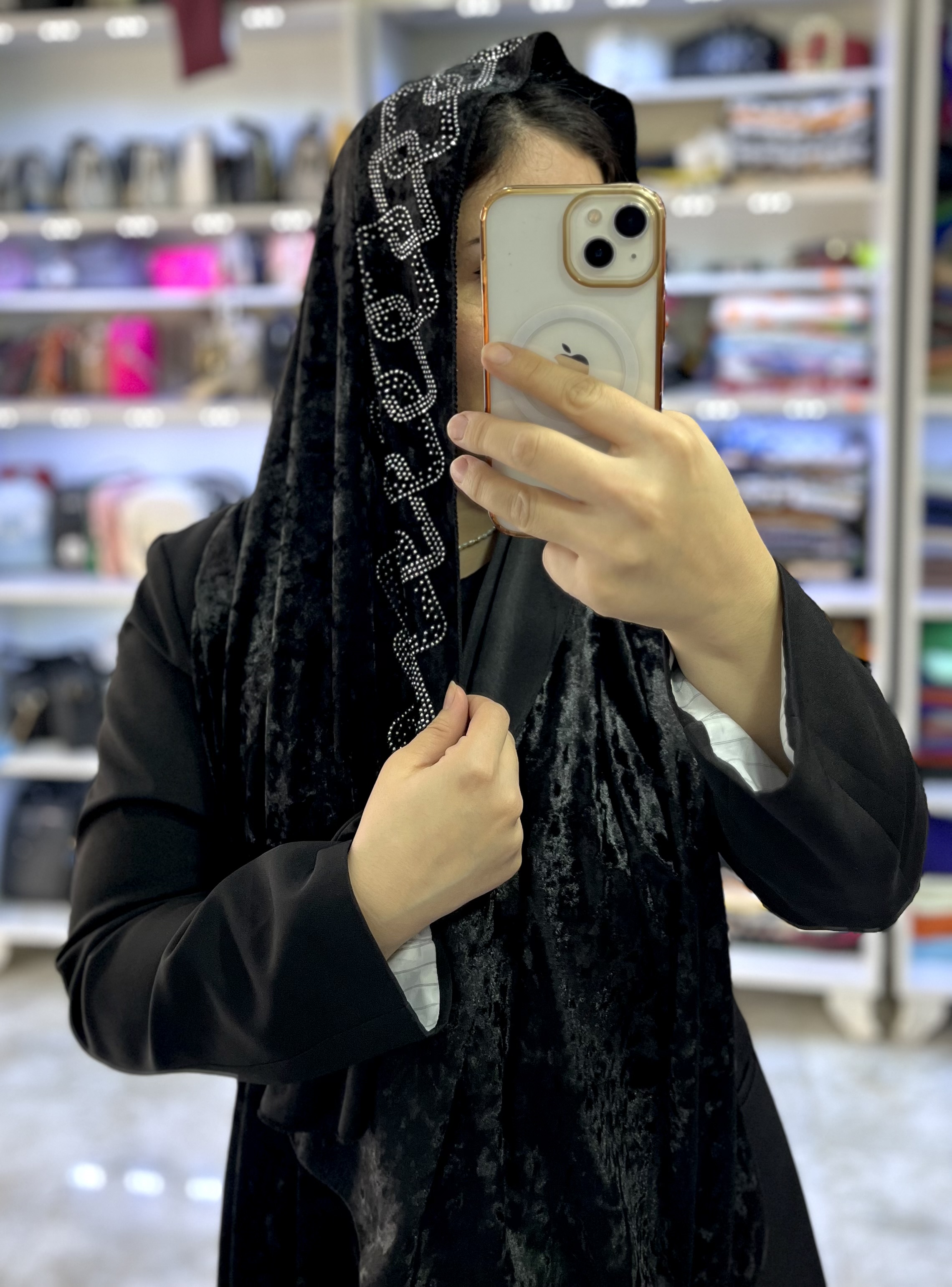 شال مخمل مجلسی حاشیه نگین